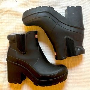 Hunter Black Platform Rain booties (Size 10)